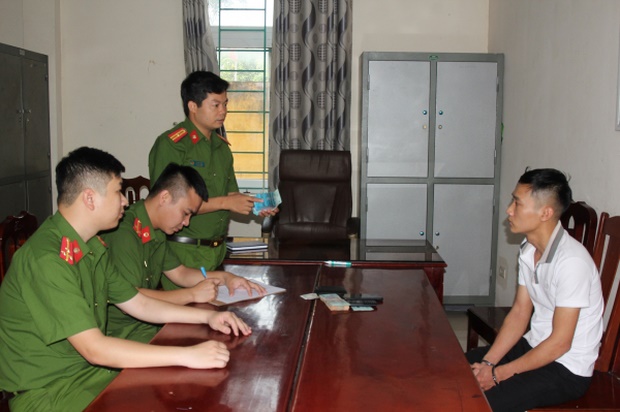 Mang tiền âm phủ đi nhờ làm dịch vụ chuyển khoản-1