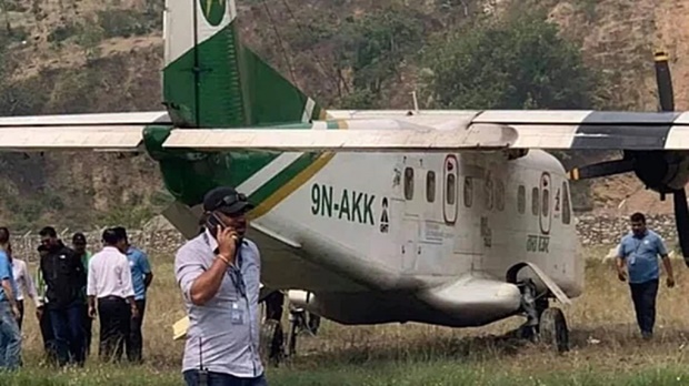 Máy bay chở 22 người mất tích ở Nepal-1