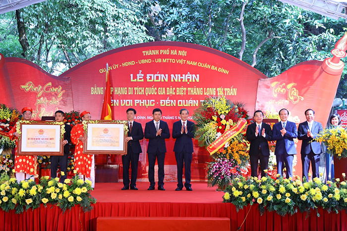 Đền Voi Phục và đền Quán Thánh: Đón nhận Bằng xếp hạng di tích quốc gia đặc biệt Thăng Long tứ trấn-1