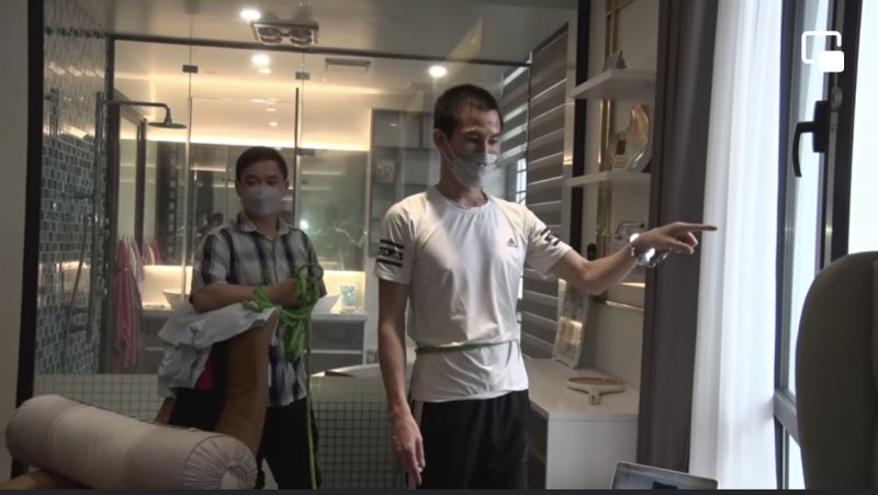 Siêu trộm biểu diễn màn trèo tường đột nhập biệt thự trộm nhẫn kim cương-2