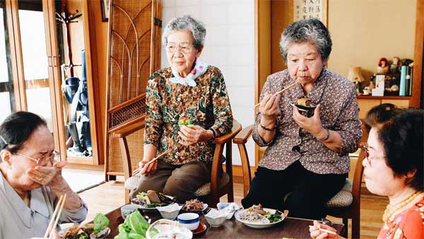 Người Nhật thường dùng mật ong theo cách này để giảm cân vù vù, da dẻ luôn khỏe đẹp-1