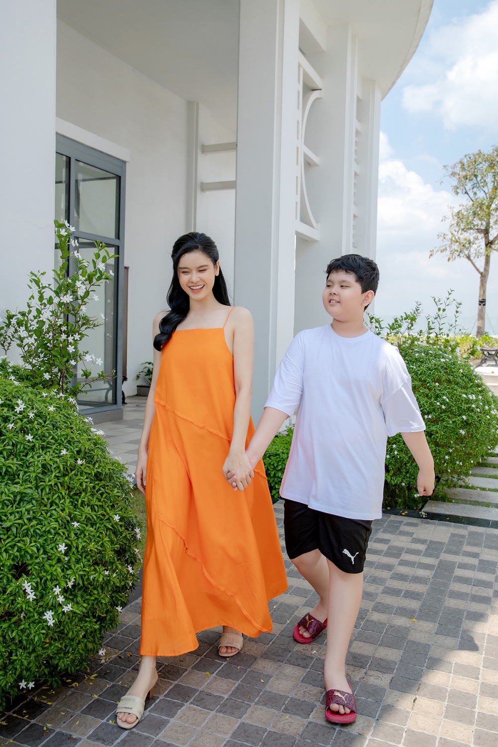 Hội mẹ đơn thân cực phẩm” của Vbiz: Hòa Minzy nhan sắc ngày càng lên hương, Phạm Quỳnh Anh mạnh mẽ hơn sau đổ vỡ-11