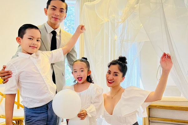 Phan Hiển đưa Khánh Thi thử váy cưới, nhan sắc cô dâu là mẹ bỉm 2 con nổi bần bật!-7