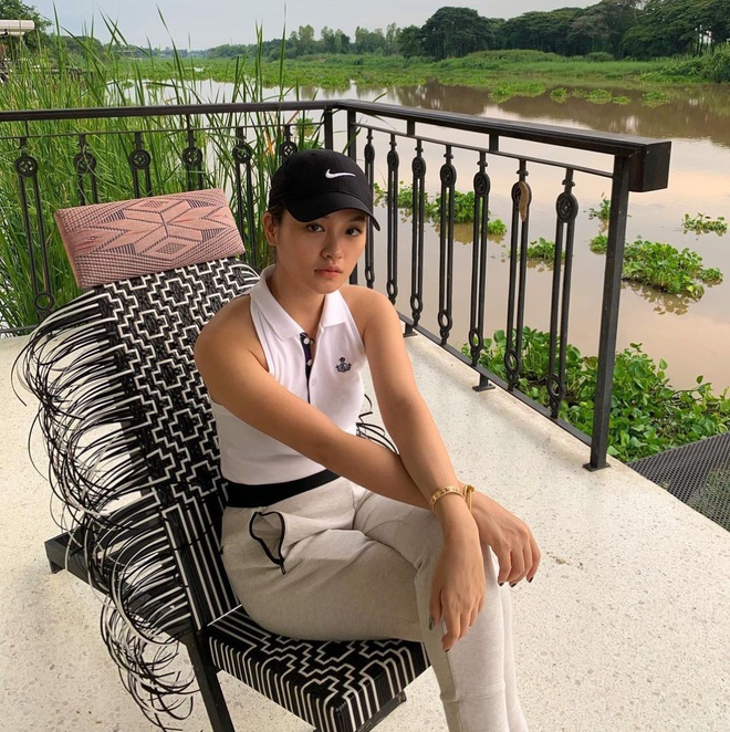 Con gái chủ tịch đội bóng Thái Lan: từ nhan sắc tới khả năng biến hoá với hàng hiệu chẳng kém mẫu thân là mấy!-10