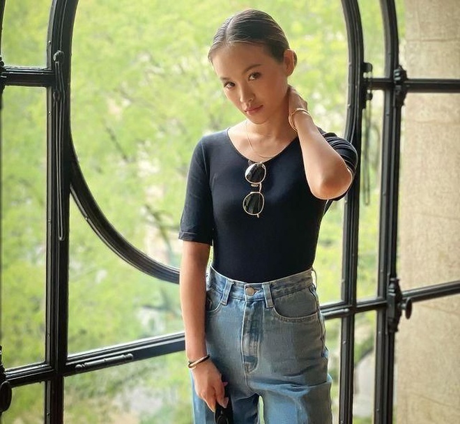 Con gái chủ tịch đội bóng Thái Lan: từ nhan sắc tới khả năng biến hoá với hàng hiệu chẳng kém mẫu thân là mấy!-11