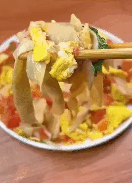 Món mì xào này được làm từ một loại nấm siêu rẻ mà ăn bao nhiêu cũng không lo tăng cân!-1