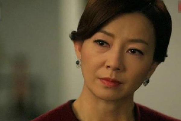 Nghi ngờ đứa trẻ đặt trước cổng là con rơi của con trai, tôi định mang đứa bé đi xét nghiệm ADN thì chuyện bất ngờ xảy ra-1