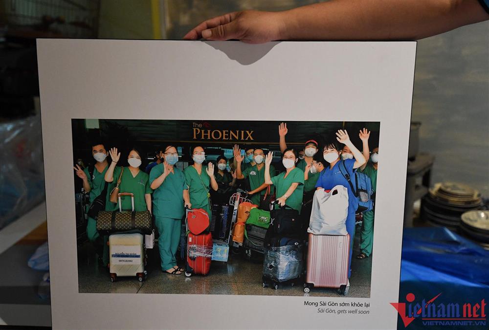 Quán cà phê ở TP.HCM trưng bày hàng nghìn hiện vật thời Covid-19-7