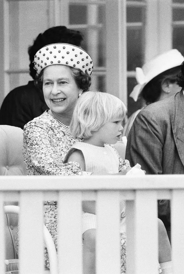 Nữ hoàng Elizabeth II: Nàng công chúa bản lĩnh với bước ngoặt lịch sử lên ngôi vương, 70 năm thăng trầm với nhiều dấu ấn khó phai-8