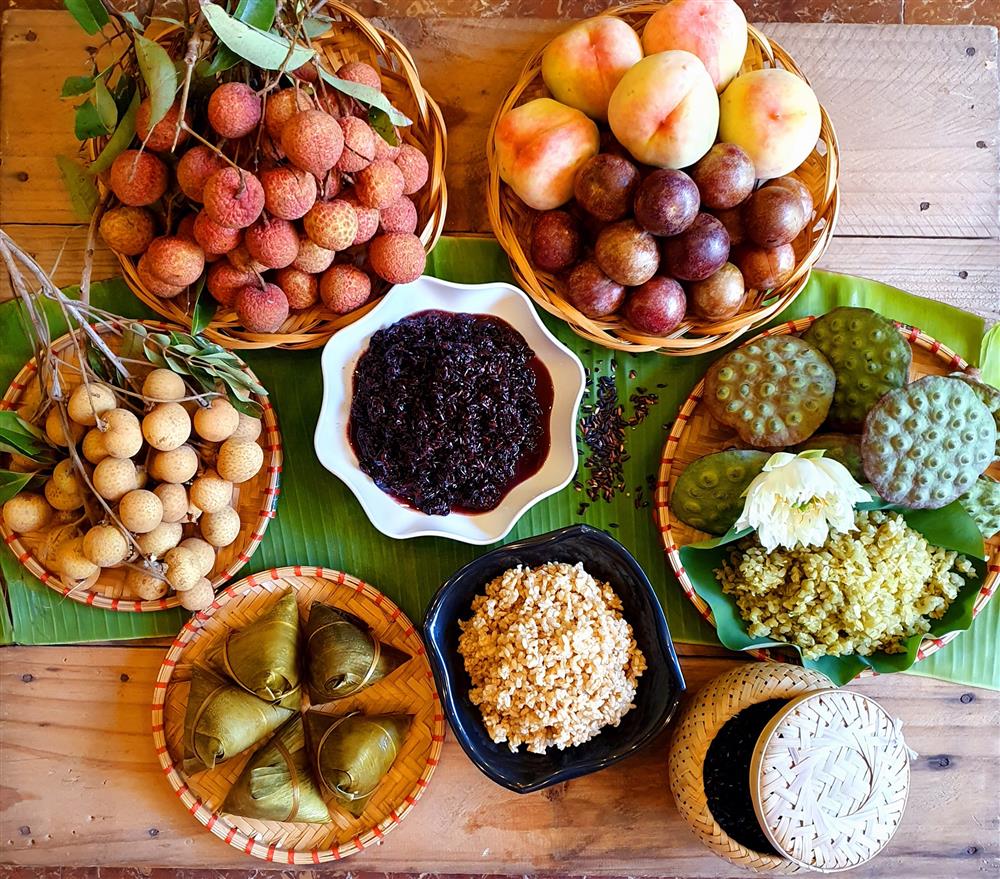 Cách chuẩn bị mâm cúng Tết Đoan Ngọ vừa đẹp mắt vừa đầy đủ theo truyền thống-1