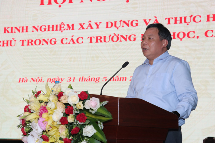 Đẩy mạnh việc thực hiện quy chế dân chủ trong các trường đại học, cao đẳng trên địa bàn thành phố-3