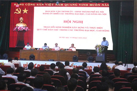 Đẩy mạnh việc thực hiện quy chế dân chủ trong các trường đại học, cao đẳng trên địa bàn thành phố