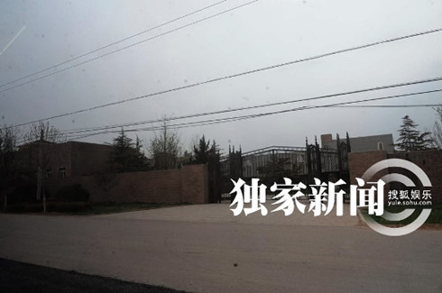 Choáng ngợp biệt thự nghìn tỷ của Lưu Diệc Phi, phóng viên không thể chụp hết toàn cảnh trong một bức hình-3