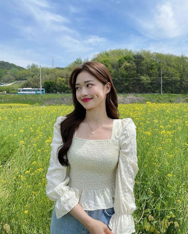 3 kiểu áo giúp nàng 2 lưng” cải thiện vòng 1 cực đỉnh, đảm bảo vừa tinh tế lại cuốn hút-5