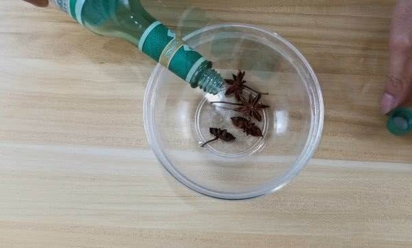 Hoa hồi ngâm cùng thứ nước này giải quyết được phiền phức lớn của hàng nghìn hộ dân, thật tiếc nếu bạn không biết sớm-2