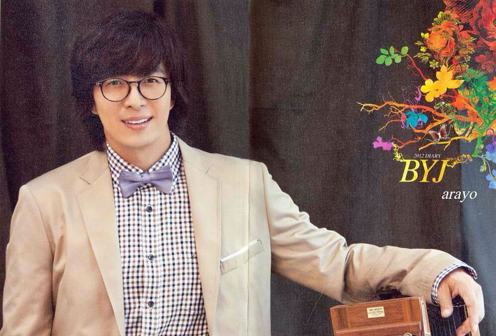 Scandal tồi tệ trong cuộc đời khiến Bae Yong Joon trở thành ông hoàng thất thế, suốt nhiều năm trời phải ở ẩn bên cạnh cô vợ-2