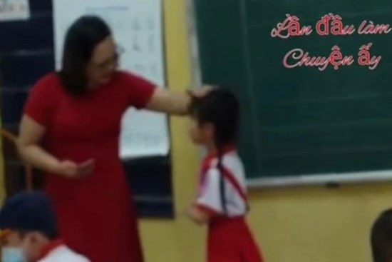 Dạy con gái thấu hiểu sự biết ơn các thầy cô giáo, ông bố nhận về nhiều lời khen ngợi