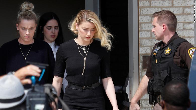 Johnny Depp thắng vợ cũ Amber Heard trong vụ kiện lịch sử-4