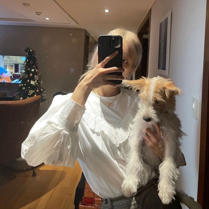 Rosé có 5 cách lên đồ mùa Hè tuyệt xinh và tôn dáng mà ai cũng có thể copy theo-12