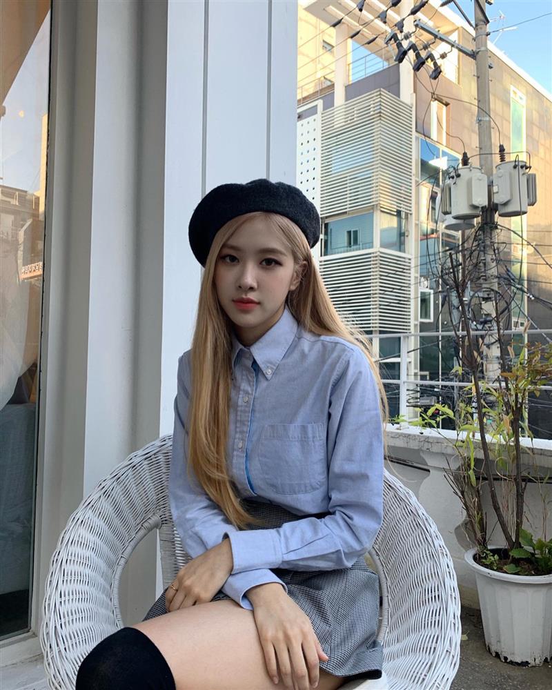 Rosé có 5 cách lên đồ mùa Hè tuyệt xinh và tôn dáng mà ai cũng có thể copy theo-15