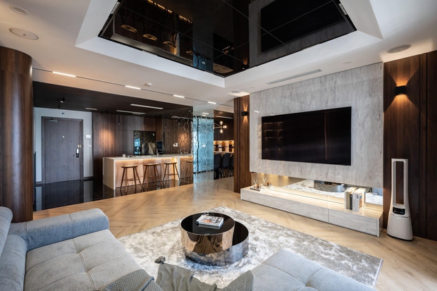 Căn hộ 160m² với 3 phòng ngủ theo phong cách luxury hết chi phí 3 tỷ của cặp vợ chồng ở Hà Nội-1