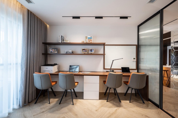 Căn hộ 160m² với 3 phòng ngủ theo phong cách luxury hết chi phí 3 tỷ của cặp vợ chồng ở Hà Nội-21