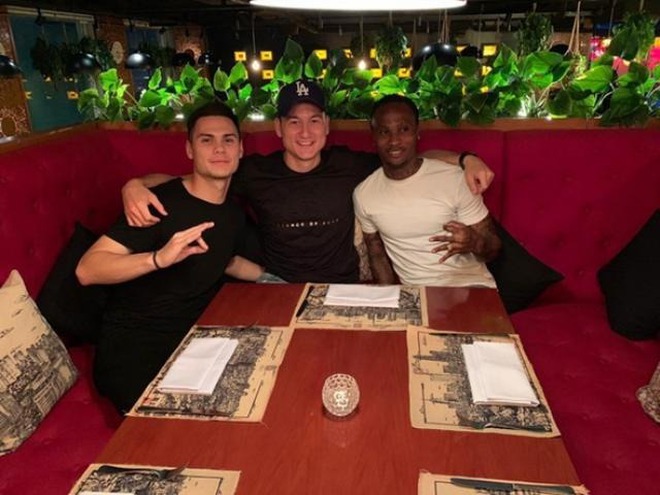 Danh tính cầu thủ Việt kiều hot nhất lúc này: Cao 1m85, cực kỳ điển trai, chờ đợi suốt 5 năm để được lên tuyển-5