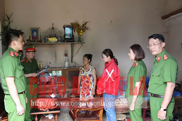 Khởi tố lớp phó biển thủ tiền học của các bạn để mua tiền mã hóa-1