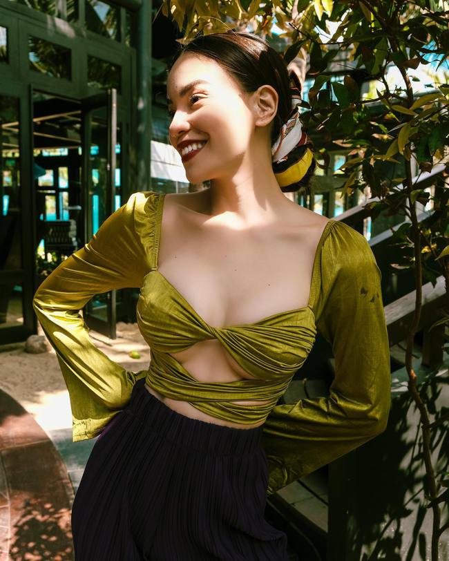 13 cách búi tóc đơn giản, nhưng lên hình sống ảo tuyệt xinh của sao Việt-2