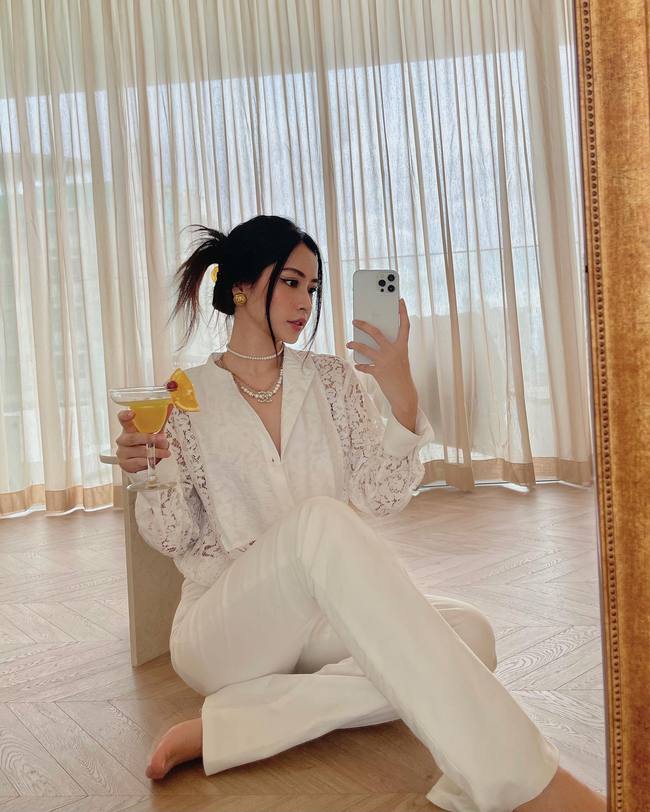 13 cách búi tóc đơn giản, nhưng lên hình sống ảo tuyệt xinh của sao Việt-6