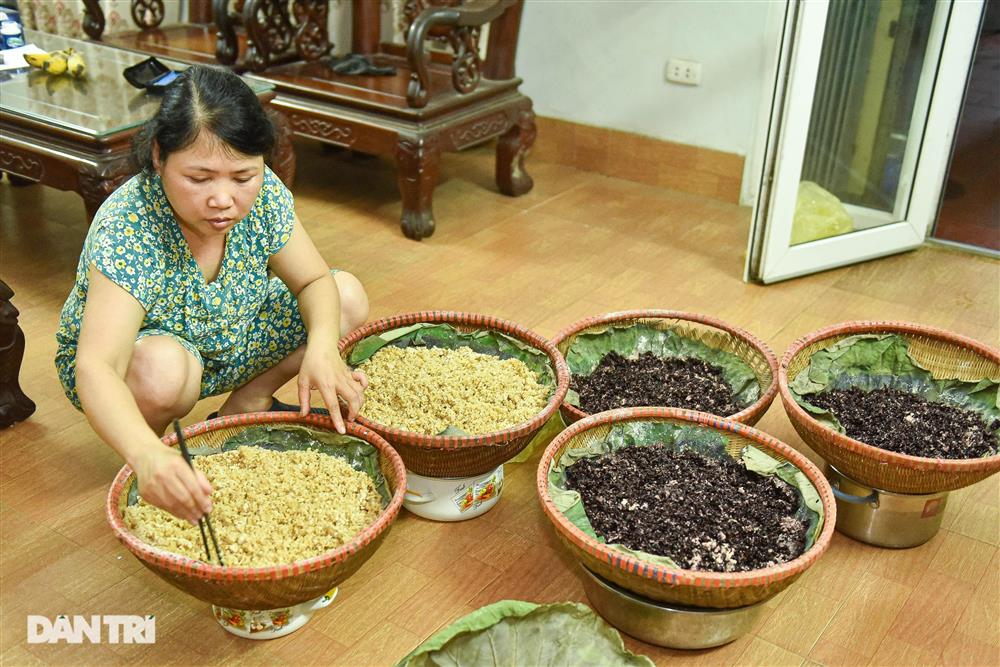 Ngôi làng thức giấc lúc 2h sáng bán đồ diệt sâu bọ ở Hà Nội-6