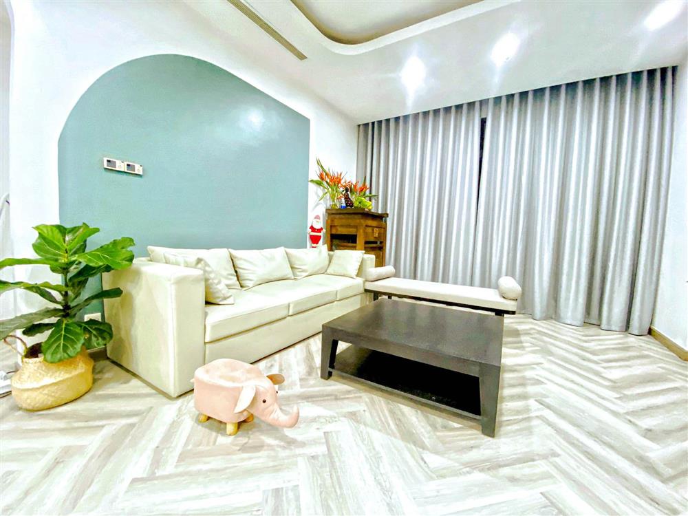 Căn hộ xinh xắn full nội thất gỗ công nghiệp, tông màu trắng - xanh trang nhã và nhẹ nhàng-8