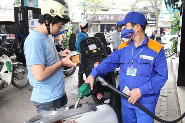 Giá xăng Malaysia 13.000 đồng/lít, nhìn thì ao ước chứ nhập không dễ-1