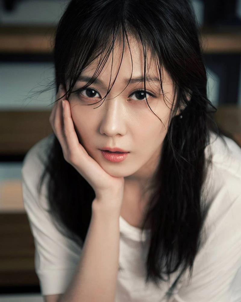 Jang Nara ở tuổi 41: Nữ thần thanh xuân” của hàng vạn fan hâm mộ đã tìm thấy tình yêu chân chính đời mình-8