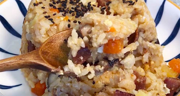 Đổ trứng vào cơm rồi nấu theo cách này, ăn cực lạ miệng, người già trẻ nhỏ đều mê-6