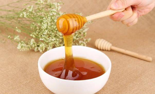 4 sự khác biệt rõ rệt giữa người uống mật ong mỗi ngày và những người không bao giờ uống-3