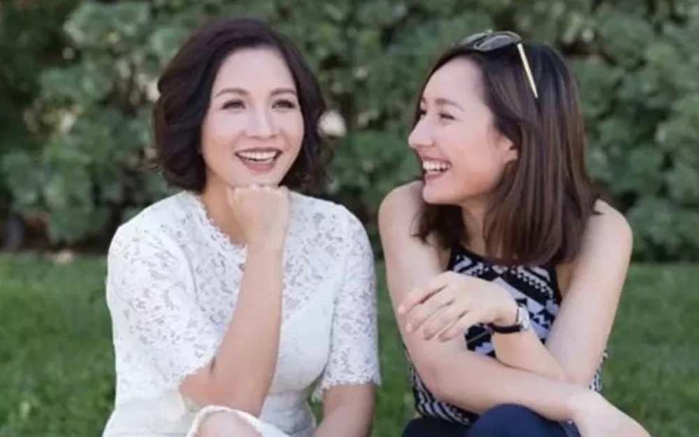 Vũ Thu Phương và loạt sao Việt là mẹ kế nhưng thương con chồng như con đẻ-8