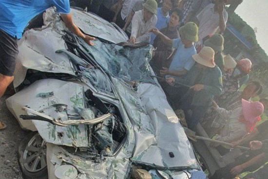 Vụ ôtô tải đè 3 người tử vong: Tài xế nói xe mất phanh