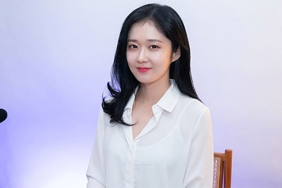 Jang Nara cảnh báo kiện người tung tin đồn về chồng sắp cưới