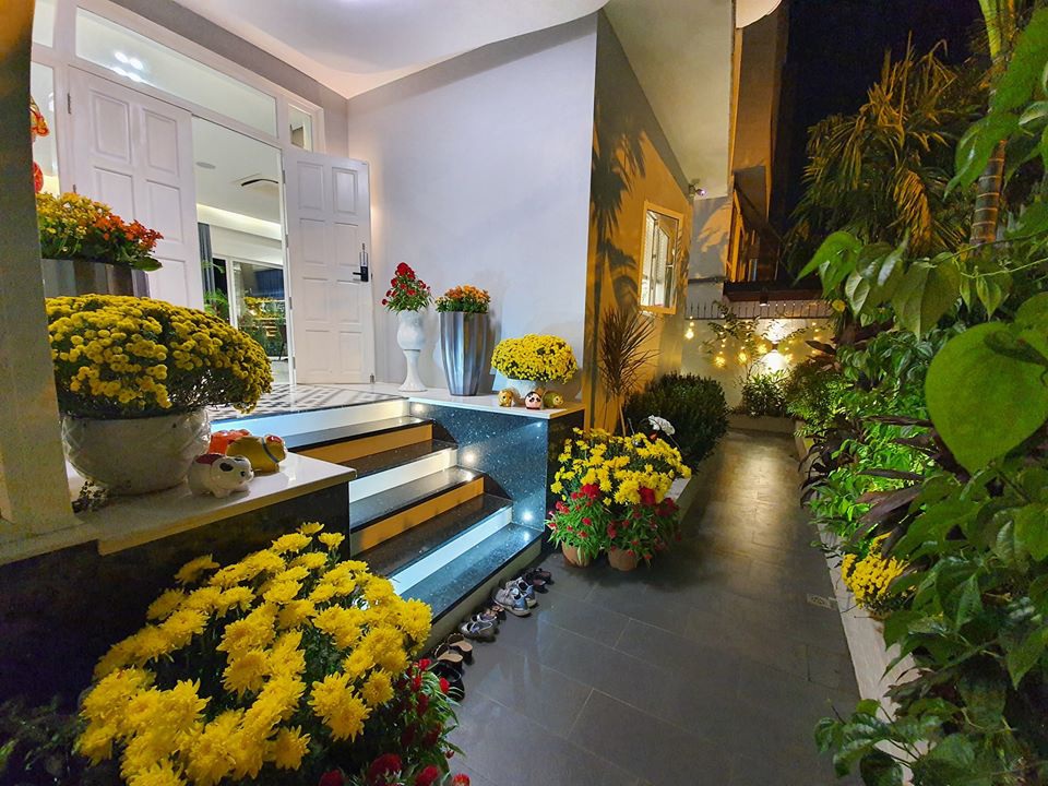 Biệt thự hoành tráng như khu nghỉ dưỡng cao cấp của nữ người mẫu cưới chồng có xuất thân đặc biệt-23