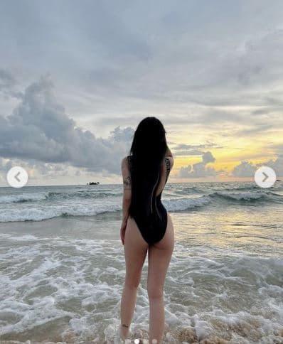 Con gái Minh Nhựa tung loạt ảnh nóng bỏng khi diện đồ bơi, vóc dáng nuột nà khiến dân tình phát ghen-2