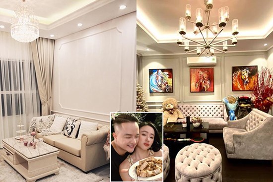 Ngắm nhà của cặp đôi 