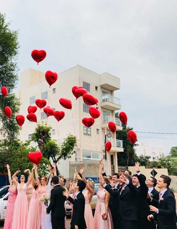 Dân Mỹ nợ nần vì ăn cưới liên tục-2