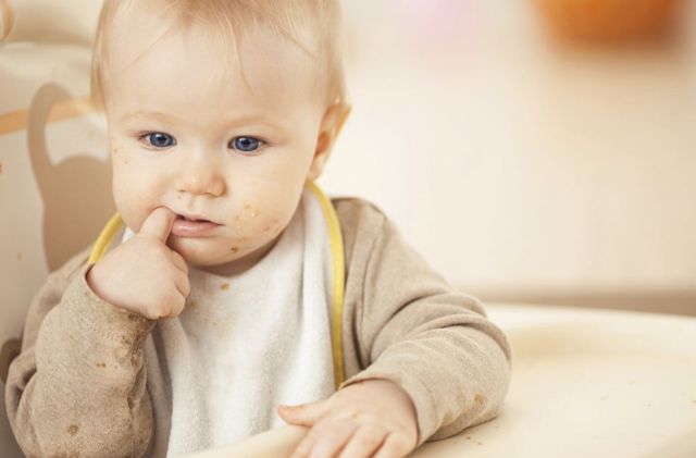 Nếu bé mắc phải hai thói quen này, cha mẹ nên giúp con sửa chữa&nbsp;càng sớm càng tốt, nếu không bé càng lớn càng xấu-2