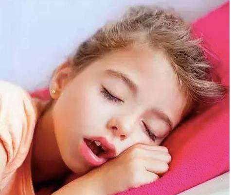 Nếu bé mắc phải hai thói quen này, cha mẹ nên giúp con sửa chữa&nbsp;càng sớm càng tốt, nếu không bé càng lớn càng xấu-4