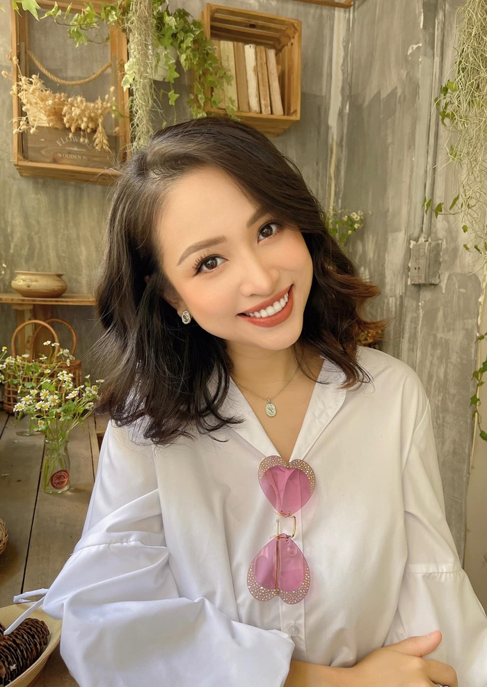 Vân Hugo nhanh chóng lấy lại vóc dáng hậu sinh nở: Khuôn mặt góc cạnh, chỉ lên 1 kg so với trước khi sinh-2