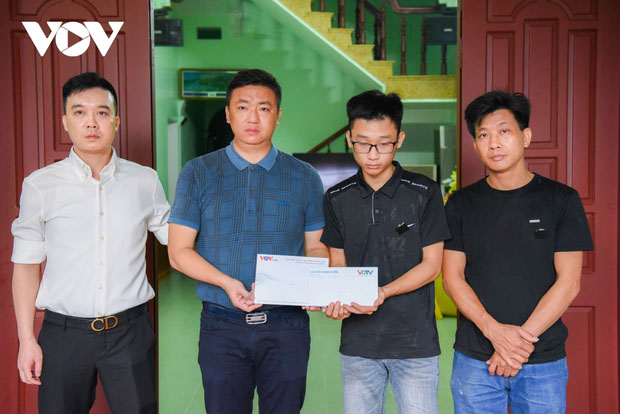 Vụ xe Audi đâm chết 3 người ở Bắc Giang: Nhiều nhà hảo tâm hỗ trợ gia đình nạn nhân-1