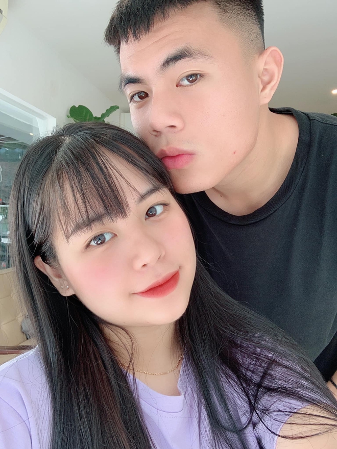 Hội cầu thủ U23 đã có vợ, bạn gái: Nửa kia toàn là cực phẩm-3