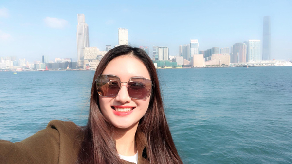 Nhan sắc đời thường ít son phấn của Hoa hậu Thu Ngân sau 6 năm đăng quang-9