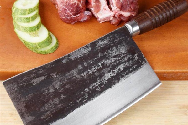 Đừng vứt tàn thuốc lá đi, hãy ngâm chúng trong rượu trắng, tiết kiệm được ối tiền đấy-8